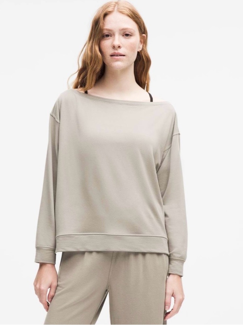 Lululemon BeCalm Oversized Boatneck Long-Sleeve Light gray size medium new!